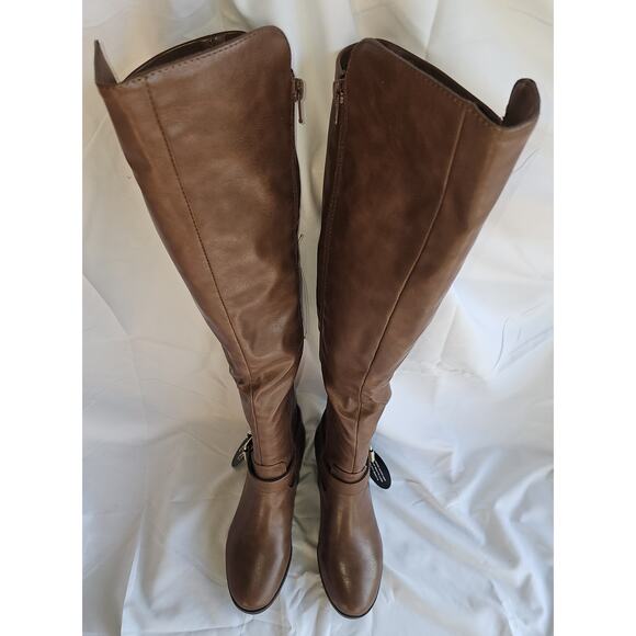 Women's Charlaa Buckled Over-The-Knee Wide-Calf Boots - Picture 4 of 6